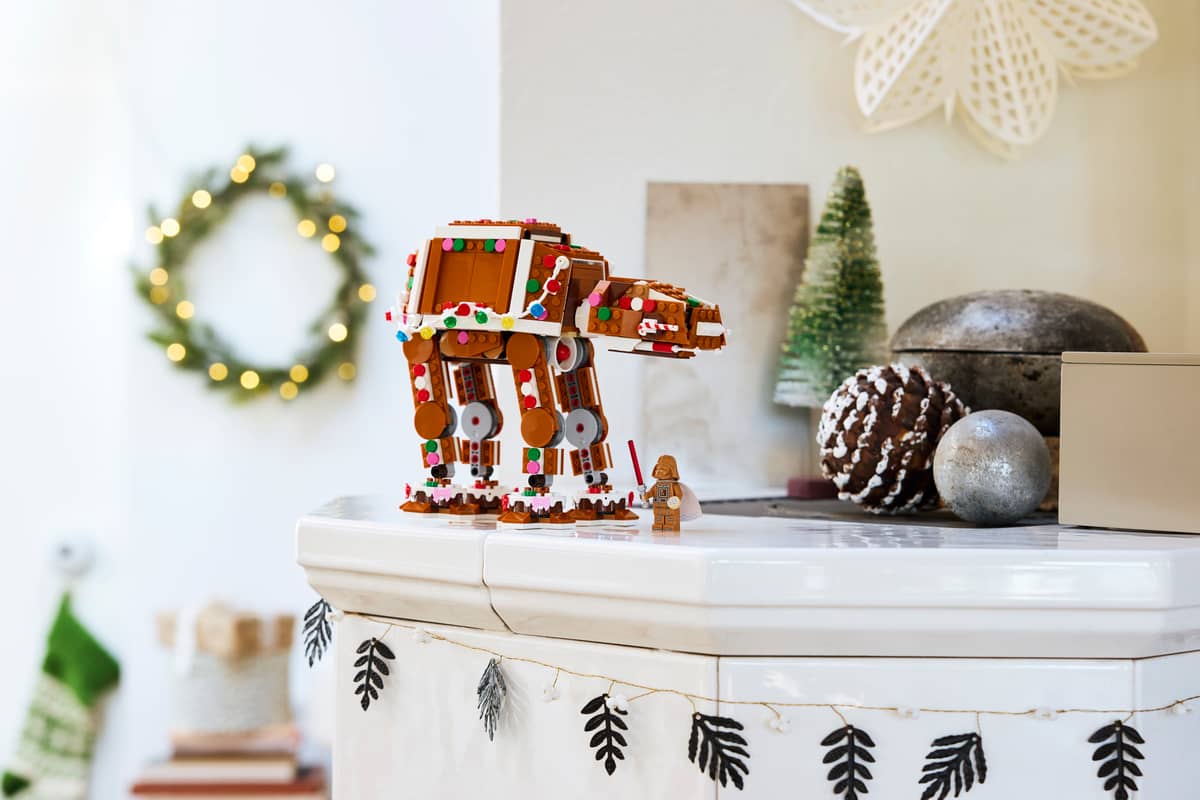 🎄 LEGO® Star Wars™ Gingerbread AT-AT™ Walker (40806) image 4